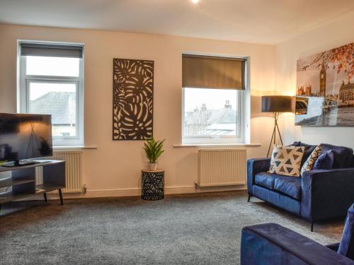 Khu vực ghế ngồi tại Apartment 4 - Uk48907