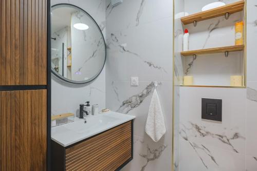 Comfortable apartment on Cours Julien