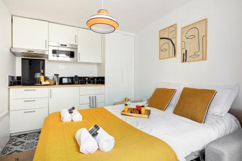 Suite L Ecouffes charme secret du Marais