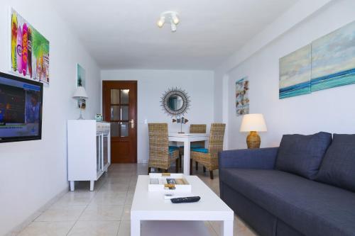 CORONA Apartment
