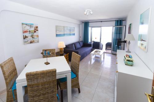 CORONA Apartment
