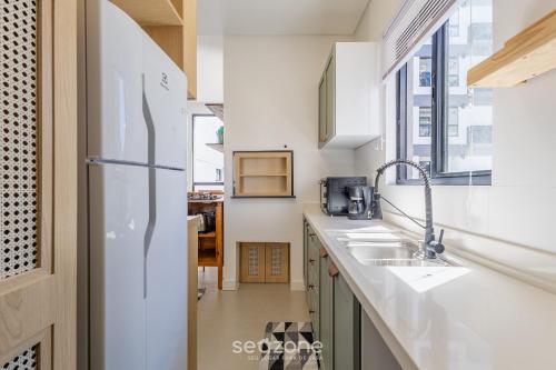 Dapur atau dapur kecil di Apto c/ Churrasqueira a 800m da Praia SRE1403