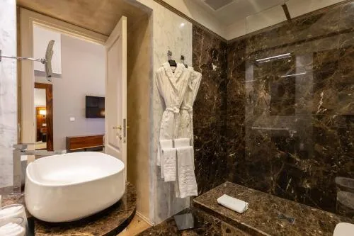 Donati Luxury Tower Suites photo 21