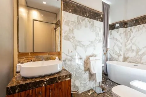 Donati Luxury Tower Suites photo 11