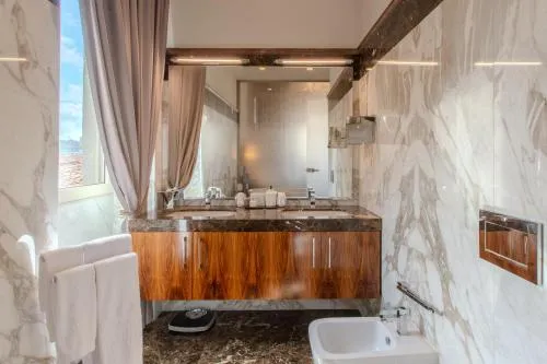 Donati Luxury Tower Suites photo 31