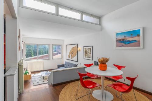2 min to Metro, 8 min to RHO Fiera, Air Conditioning