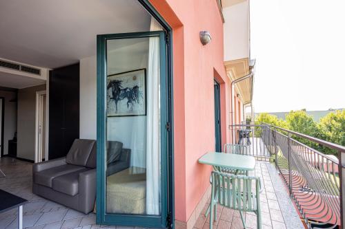Μπαλκόνι ή βεράντα στο CasAlbergo - Superior Lake Apartments by LVG Hotel Collection