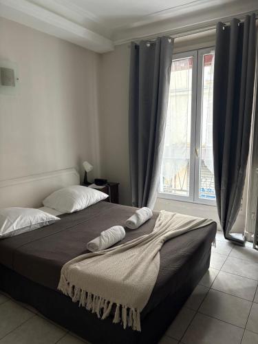 HOTEL DU MONT LOUIS