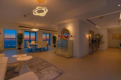Princess Tower highest world Penthouse floor 86!