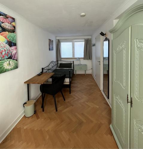 Φωτογραφία από το άλμπουμ του Private Zimmer mit eigener Küche und in Rheinnähe στη Βόννη