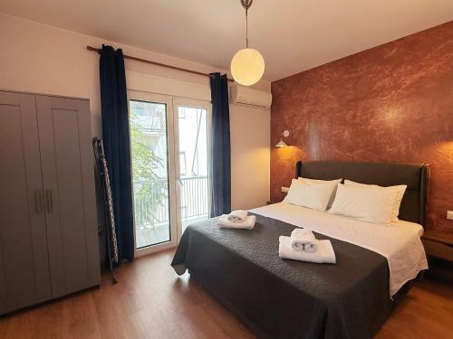 Solvy Poseidonos Beachfront Suite-Direct to Airport & City Center & Piraeus Port