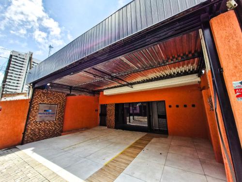 Gambar di galeri bagi Casa moderna com jardim privativo di Recife