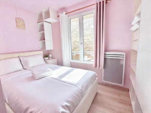 Pink Warm Studio near Arc de Triomphe