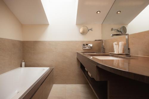 Un baño de Lasinga