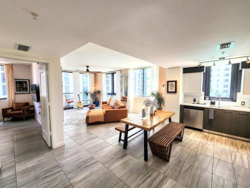 Modern Luxury Miami- Downtown-Brickell 2BD-2BA photo 6