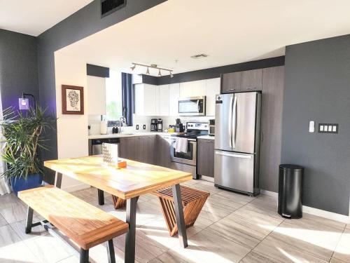 Modern Luxury Miami- Downtown-Brickell 2BD-2BA photo 8
