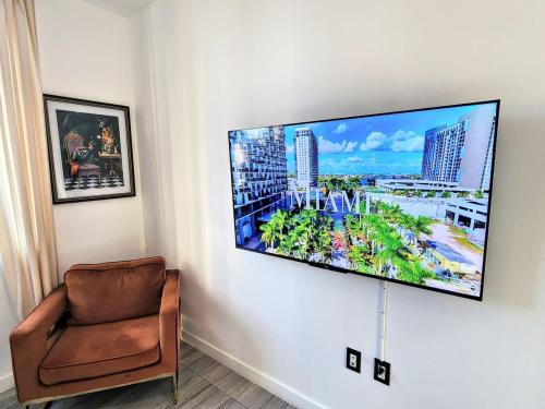Modern Luxury Miami- Downtown-Brickell 2BD-2BA photo 18