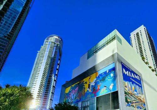 Modern Luxury Miami- Downtown-Brickell 2BD-2BA photo 42