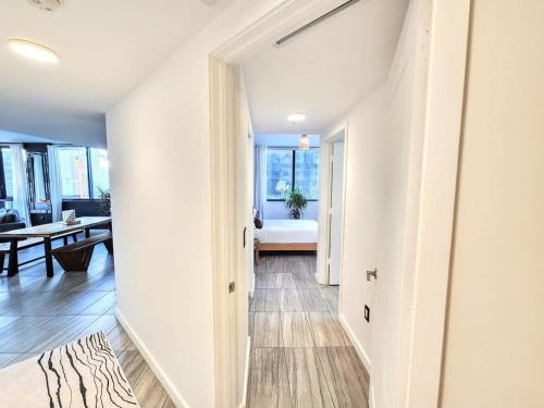 Modern Luxury Miami- Downtown-Brickell 2BD-2BA photo 23