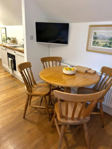 Μια τηλεόραση ή/και κέντρο ψυχαγωγίας στο Cotswolds Retreat