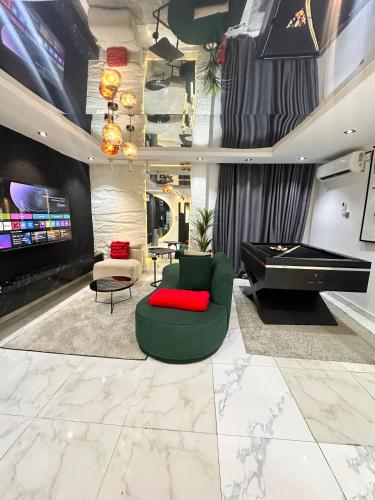 O zonă de relaxare la One bedroom apartment