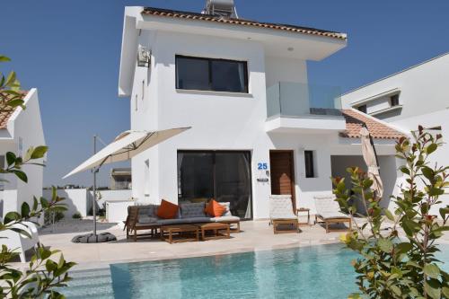 Villa Kokona Larnaca