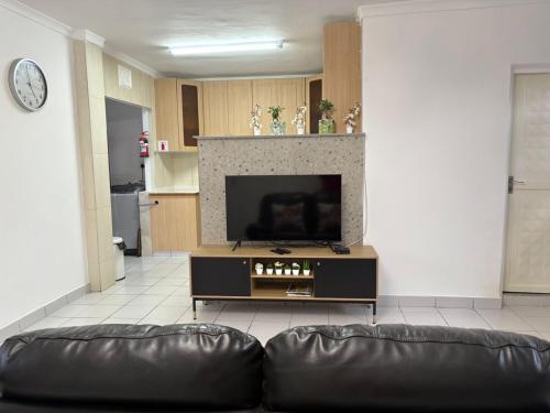 Η κουζίνα ή μικρή κουζίνα στο Serenity guest house