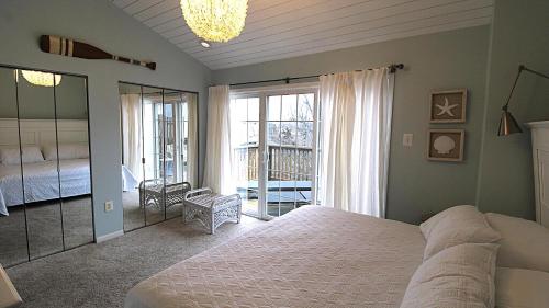 Postel nebo postele na pokoji v ubytování Meadows On Myrtle