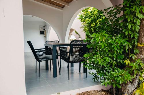 Zahrada ubytování Pink Lagoon by Boutique Bonaire Unique Resorts