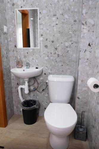 Ένα μπάνιο στο Hodváb Apartmánový Dom