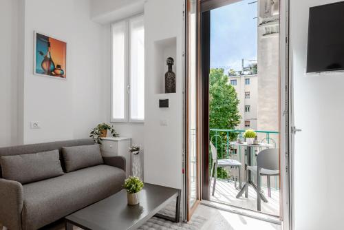 StayEasy Crivelli - Stylish Studio, Duomo walking