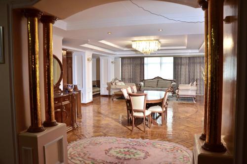 Billede fra billedgalleriet på Karvan-N i Toshkent-Passajir Bekati