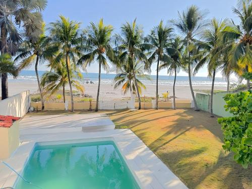 Naturlandskabet i nærheden af resortet