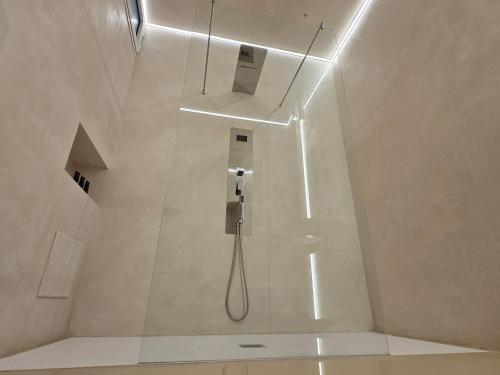 DUNE at Spanish Steps Luxury Apartment-Suite photo 94