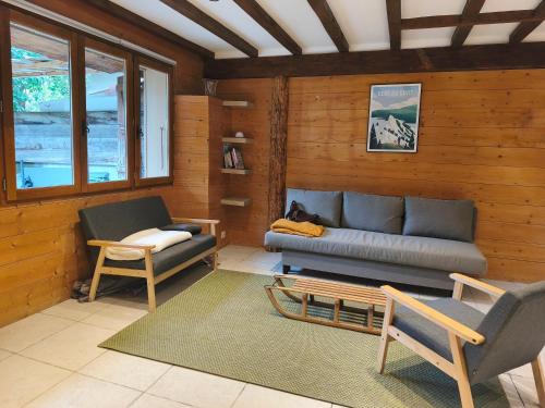 Posezení v ubytování Le chalet des randonneurs