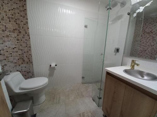 Koupelna v ubytování Aw Hotel Ariston Embassy