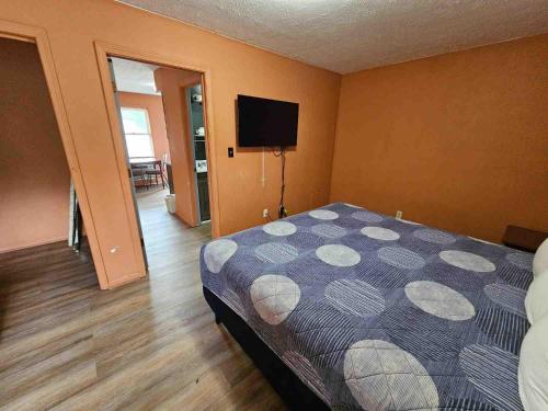 Gallery image of Travelers Inn and Suites in Paducah