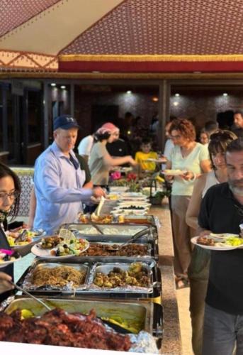 Khách lưu trú tại RUM FLORAA LUXURY CAMp