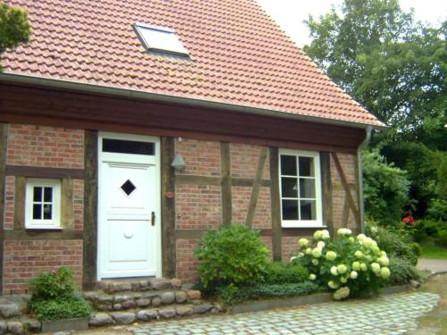 Gallery image of Holiday apartment with 2 bedrooms in Losentitz