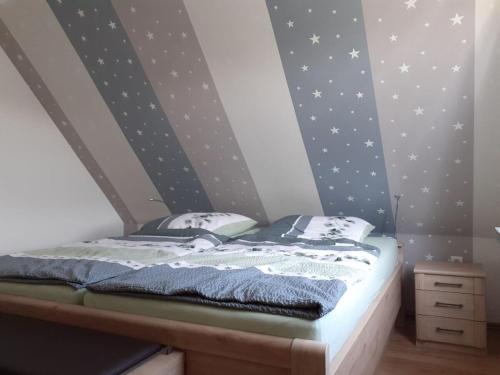 Ένα ή περισσότερα κρεβάτια σε δωμάτιο στο One-bedroom apartment