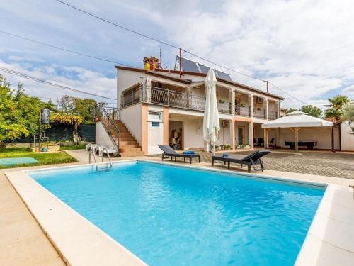 1-bedroom holiday home