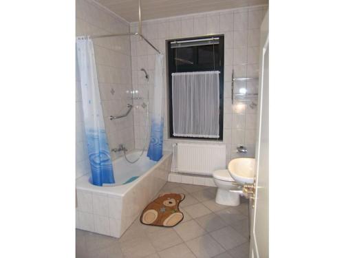 Koupelna v ubytování Holiday apartment near Müritz shore