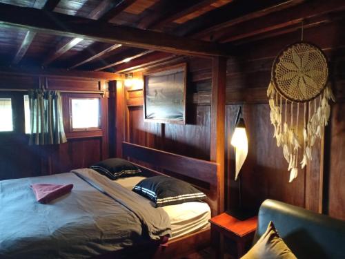 Кровать или кровати в номере Lakey Peak Haven