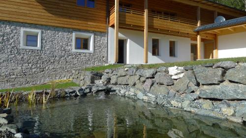 アパートメントが所在する建物