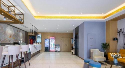 Dapur atau dapur kecil di Jinjiang Inn Select Heze Wanxiang Plaza Guiling Road