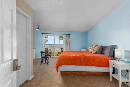 Postel nebo postele na pokoji v ubytování 2 Modern Combined Family Studio Apartments