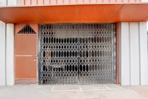 IndirapuramにあるHotel O Sector 121 Gaur City Mall Noida Formerly Royal FNGのギャラリーの写真
