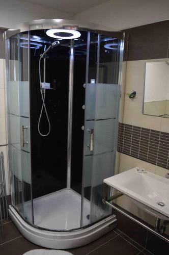 Ein Badezimmer in der Unterkunft Appartamento Mara