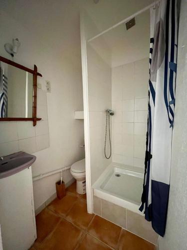 Appartement avec Jardin au coeur du cour Julien à Marseille