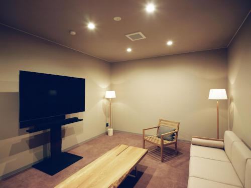 霧ノ音にあるテレビまたはエンターテインメントセンター